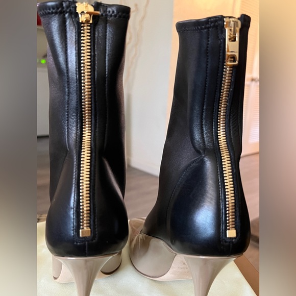 Burberry - Misbrooke Boot - Picture 8 of 10